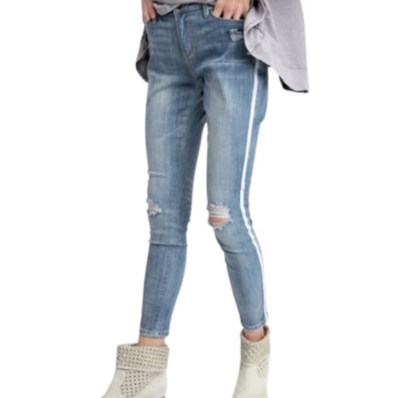 EASEL Los Angeles Blue Distressed Side Stripe Denim Skinny Jeans Size M - Picture 8 of 8
